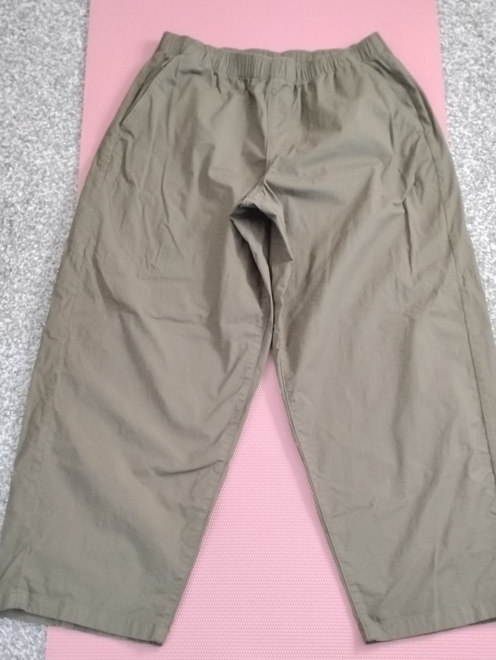 American Eagle Barrel Leg Pull On Pant